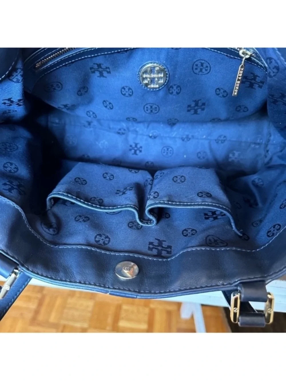 Tory Burch - Navy Blue Holly East West Butter Smooth Leather Tote - RARE